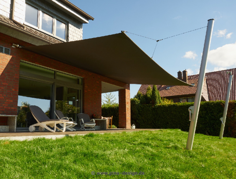 Sonnensegel-Markise in Bad Lippspringe über Terrasse