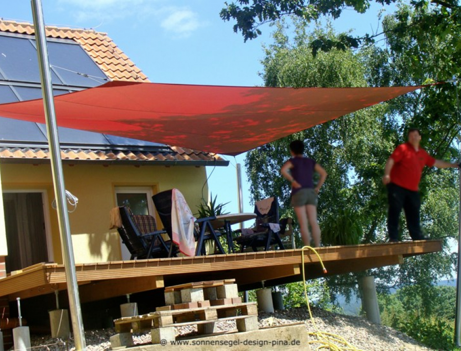 Nähe Bad Pymond – Sonnensegel Terrasse