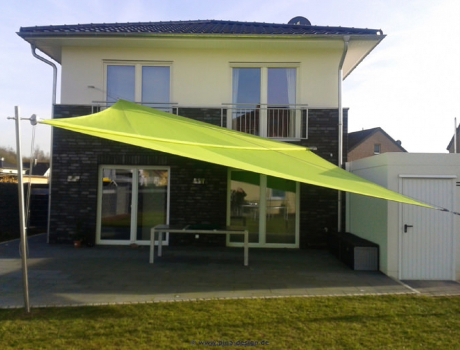 Krefeld Sonnensegel auf Terrasse