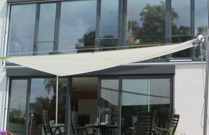 Langenfeld – Sonnensegel auf Terrasse