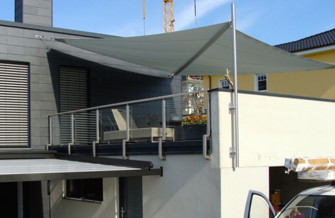 Rostock - Sonnensegel auf Balkon/ Dachterrasse